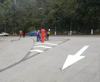 蘇州道路劃線價(jià)格怎么算_高速劃線多少錢(qián)一米？