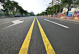 道路交通中雙實(shí)線和單實(shí)線的區(qū)別_雙實(shí)線和單實(shí)線的區(qū)別是什么?