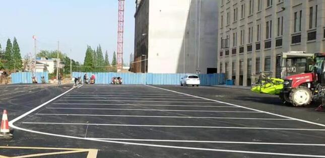 蘇州廠區(qū)內(nèi)道路如何劃線？找飛揚(yáng)市政