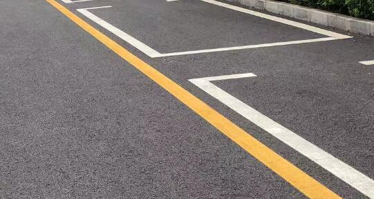 蘇州車位劃線全包服務 選擇飛揚,提升停車場品質 蘇州車位劃線全包服務 選擇飛揚,提升停車場品質