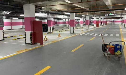 蘇州劃線公司10年地面劃線經驗 技術硬 蘇州劃線公司10年地面劃線經驗 技術硬